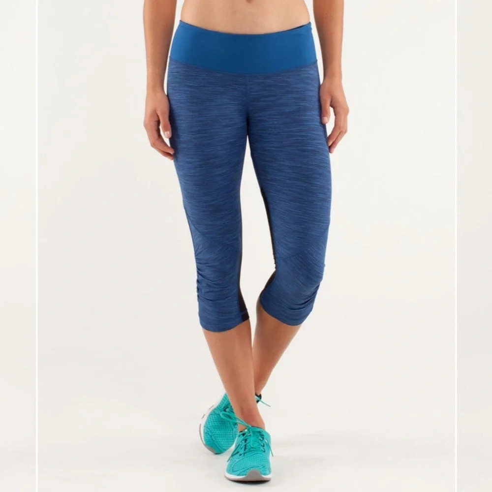 Lululemon Run For Your Life Crop Wee Are From Space Limitless Blue Black Size 6